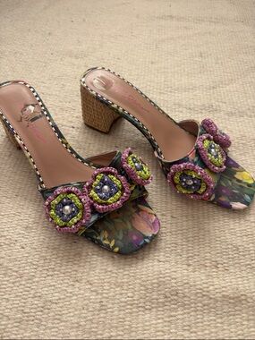 Betsy Johnson Floral slip on heels
